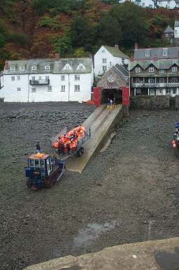 3x4 clovelly lifeboat and tractor.jpg (17459 bytes)