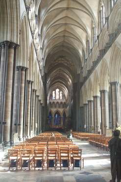 3x4 salisbury cathedral nave.jpg (19315 bytes)