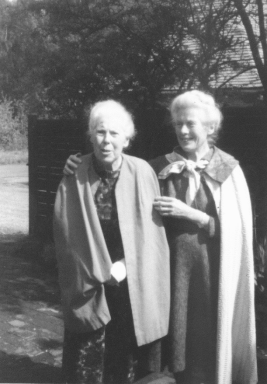 DORISANDMURIEL.GIF (98312 bytes)