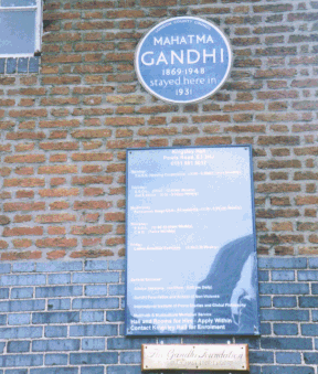 ghandi5.gif (55146 bytes)