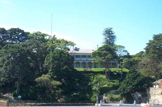 3x2 north shore mansion.jpg (13493 bytes)
