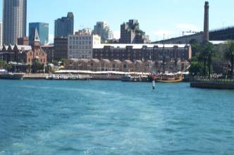 3x2 rocks campbells storehouses from boat.jpg (11855 bytes)