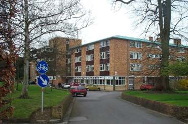 4x3 Wessex entrance.jpg (19447 bytes)