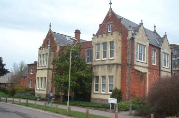 4x3 old whiteknights house.jpg (13621 bytes)