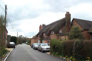 4x3 winterbourne cottage.jpg (11977 bytes)