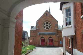 URC through arch.jpg (8346 bytes)