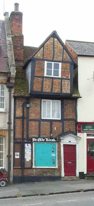 ye olde kiosk.jpg (27246 bytes)
