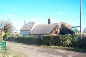 4x3 cottage.jpg (8187 bytes)