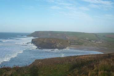 3x4 church bay from poldhu.jpg (7986 bytes)