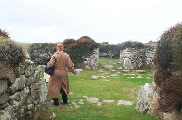 4x3 Judy at aincient village.jpg (13205 bytes)