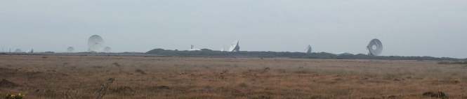7x2 goonhilly distant.jpg (6776 bytes)