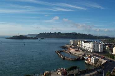 4x3 plymouth sound 1.jpg (11168 bytes)