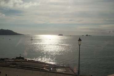 4x3 view from Plymouth Dome.jpg (9137 bytes)