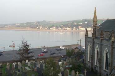 4x3 view from appledore churchyard.jpg (10553 bytes)