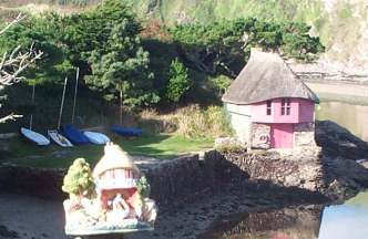Web sail away with model.jpg (16156 bytes)