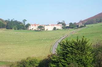 web lee abbey house wide.jpg (10500 bytes)
