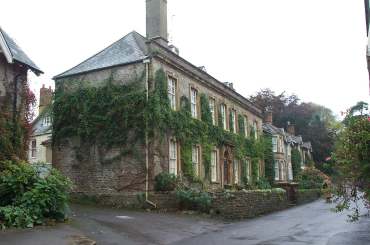 4X3 evershot cottages.jpg (14707 bytes)