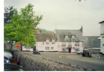 Mariners_Hotel_Lyme_web.jpg (9803 bytes)
