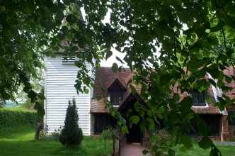 Greensted North side low res.jpg (13887 bytes)