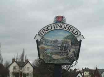 village sign.jpg (6177 bytes)