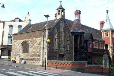 4x3 3 kings chapel.jpg (17913 bytes)