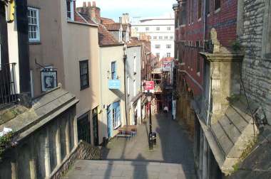 4x3 christmas steps.jpg (18873 bytes)