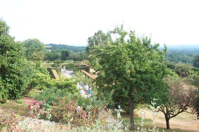 4x3 chartwell view.jpg (21524 bytes)
