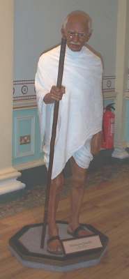 2x4 ganhi.jpg (7556 bytes)