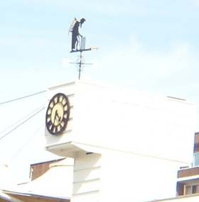 3x3 Lords clock.jpg (5643 bytes)