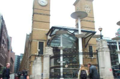 4x3_liverpool_street.jpg (15043 bytes)