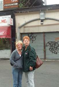 4x3_whitechapel_road_j_&_a.jpg (10900 bytes)