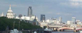 7x2 city from waterloo bridge.jpg (11722 bytes)