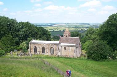 4x3 Rockingham church.jpg (15289 bytes)