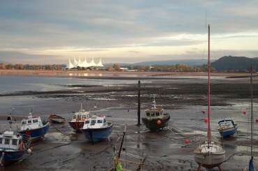 4x3 Minehead harbour and butlins.jpg (13074 bytes)