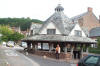 4x3 judy at yarn market.jpg (37993 bytes)