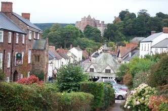 Town_and_Casltle_web.jpg (16583 bytes)