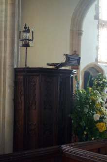 web church pulpit.jpg (8117 bytes)