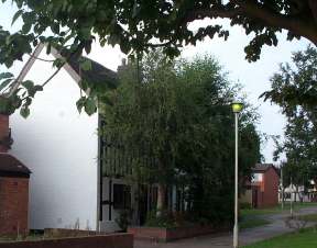 4x3 Clock house Lichfield.jpg (13545 bytes)
