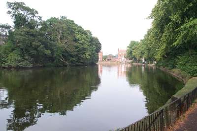 4x3 Minster Pool Lichfield.jpg (16034 bytes)
