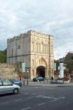 2x3 abbey gate.jpg (5226 bytes)