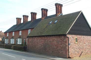4x3 buildings cavendish.jpg (13797 bytes)