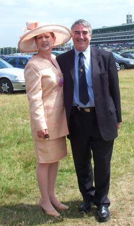 3x3 judy and john at ascot.jpg (20245 bytes)