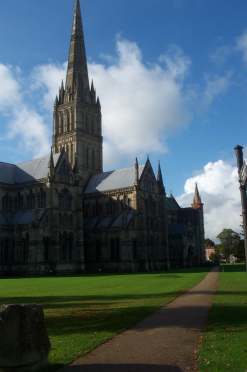 3x4 salisbury cathedral from ne 2.jpg (10211 bytes)